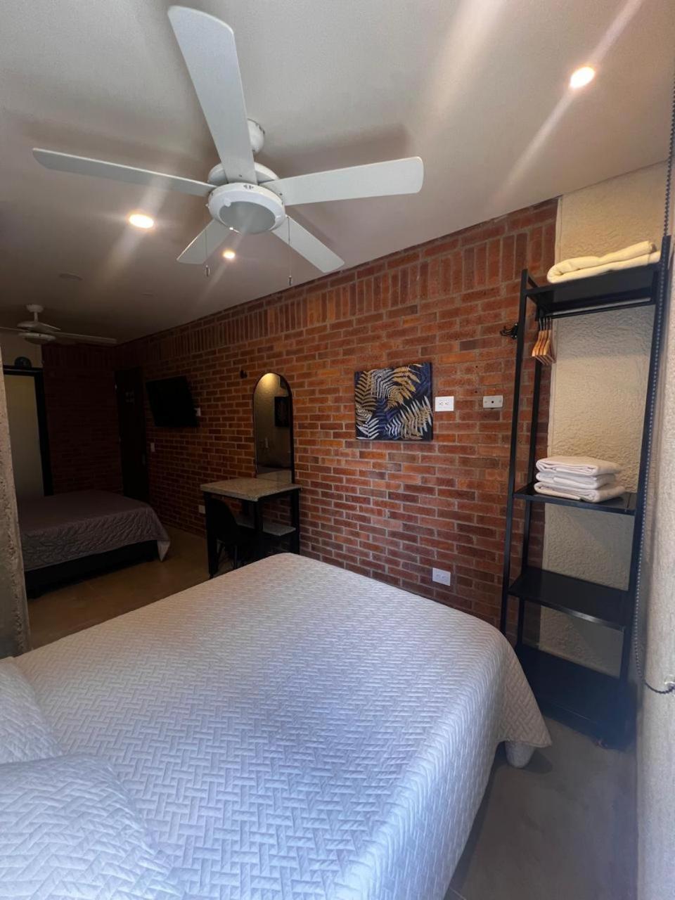 Bunde Haus Hotel Express Boutique اباغويه المظهر الخارجي الصورة